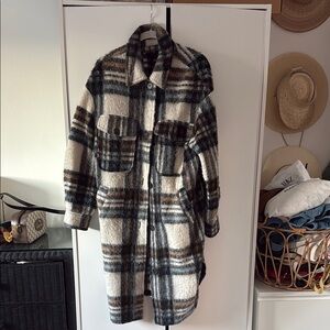 BERSHKA / Plaid Wool-Blend Shacket Coat - S